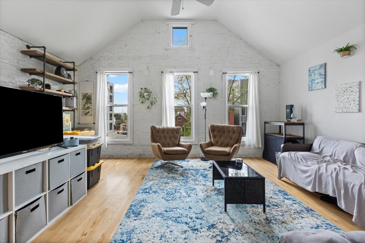 1630 West 21st Place Chicago IL 60608