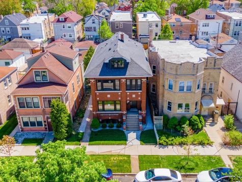 5131 West Roscoe Street Chicago IL 60641
