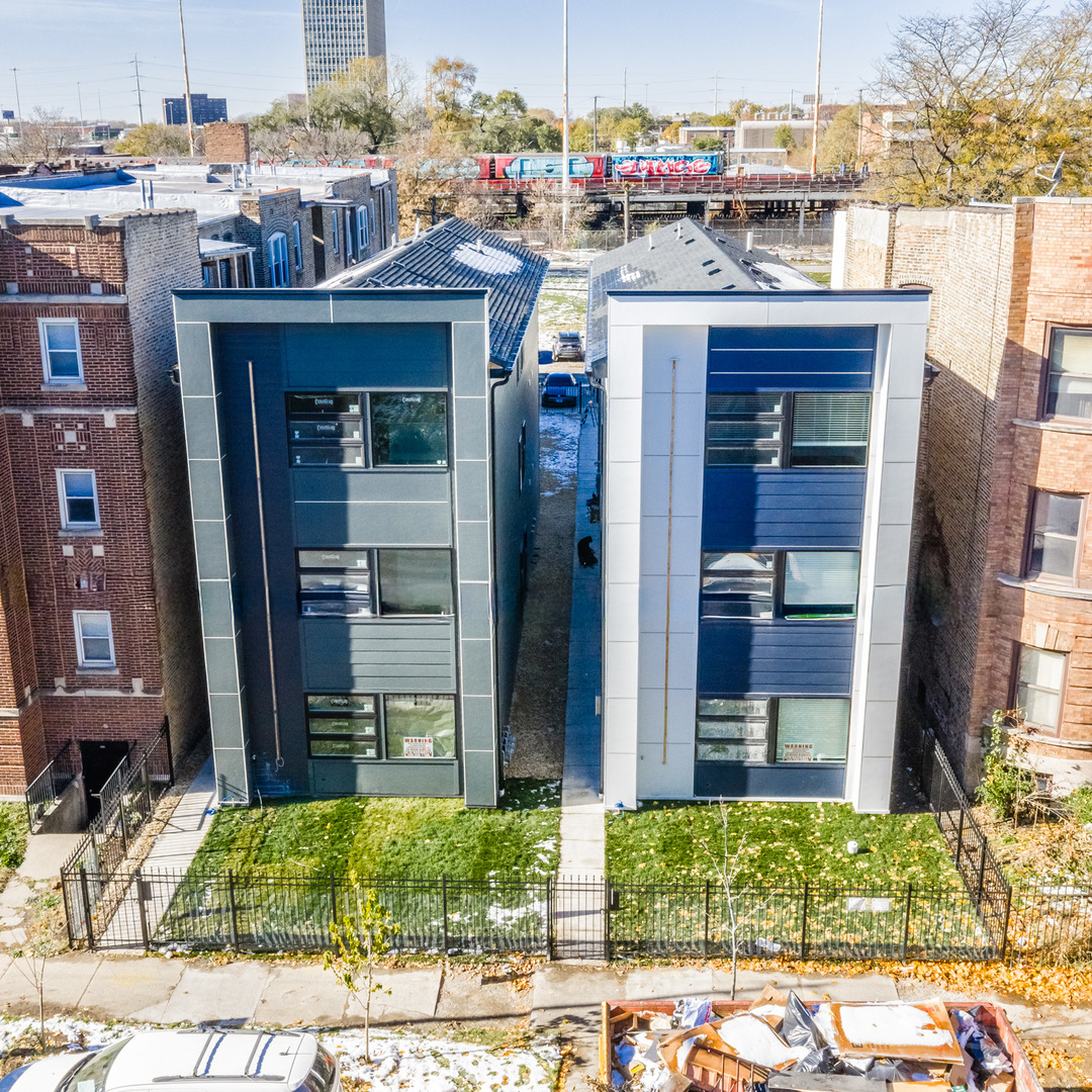 6220 South King Drive Chicago IL 60637