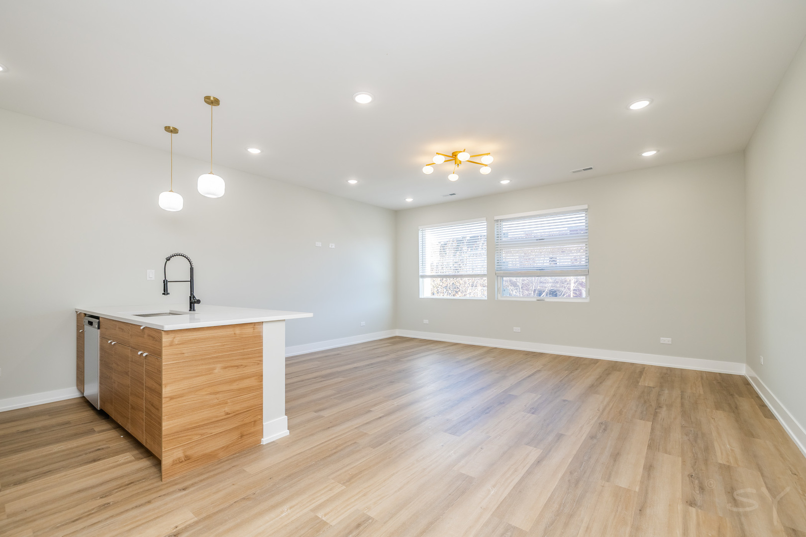 6220 South King Drive Chicago IL 60637