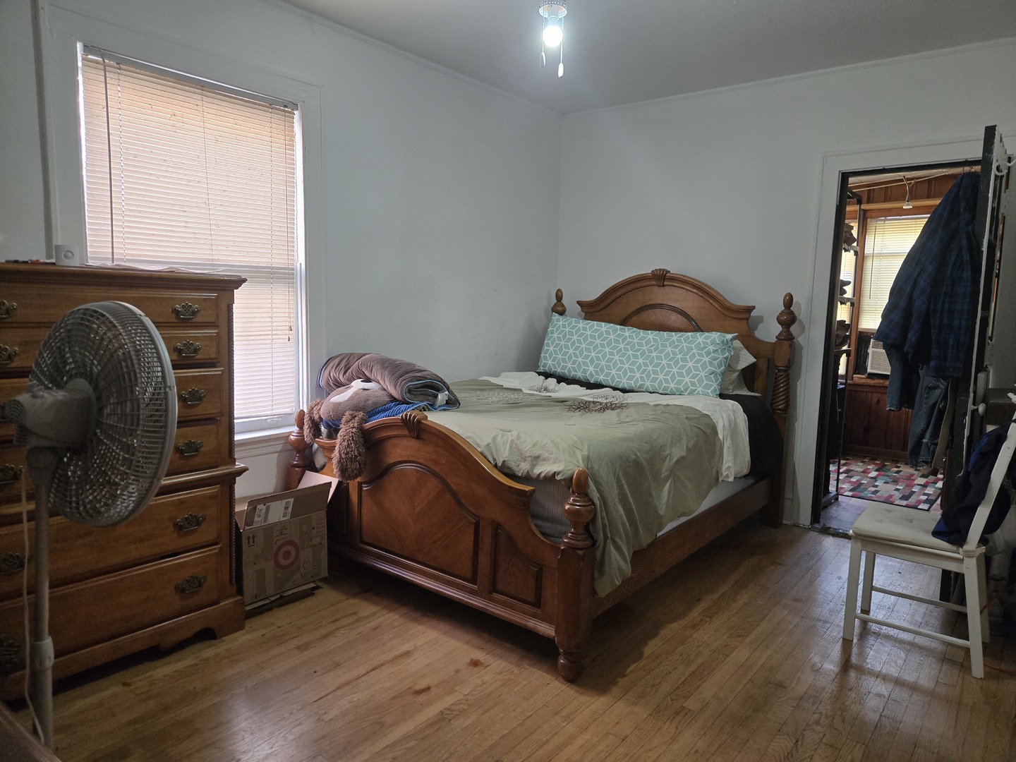 5342 West Newport Avenue Chicago IL 60641