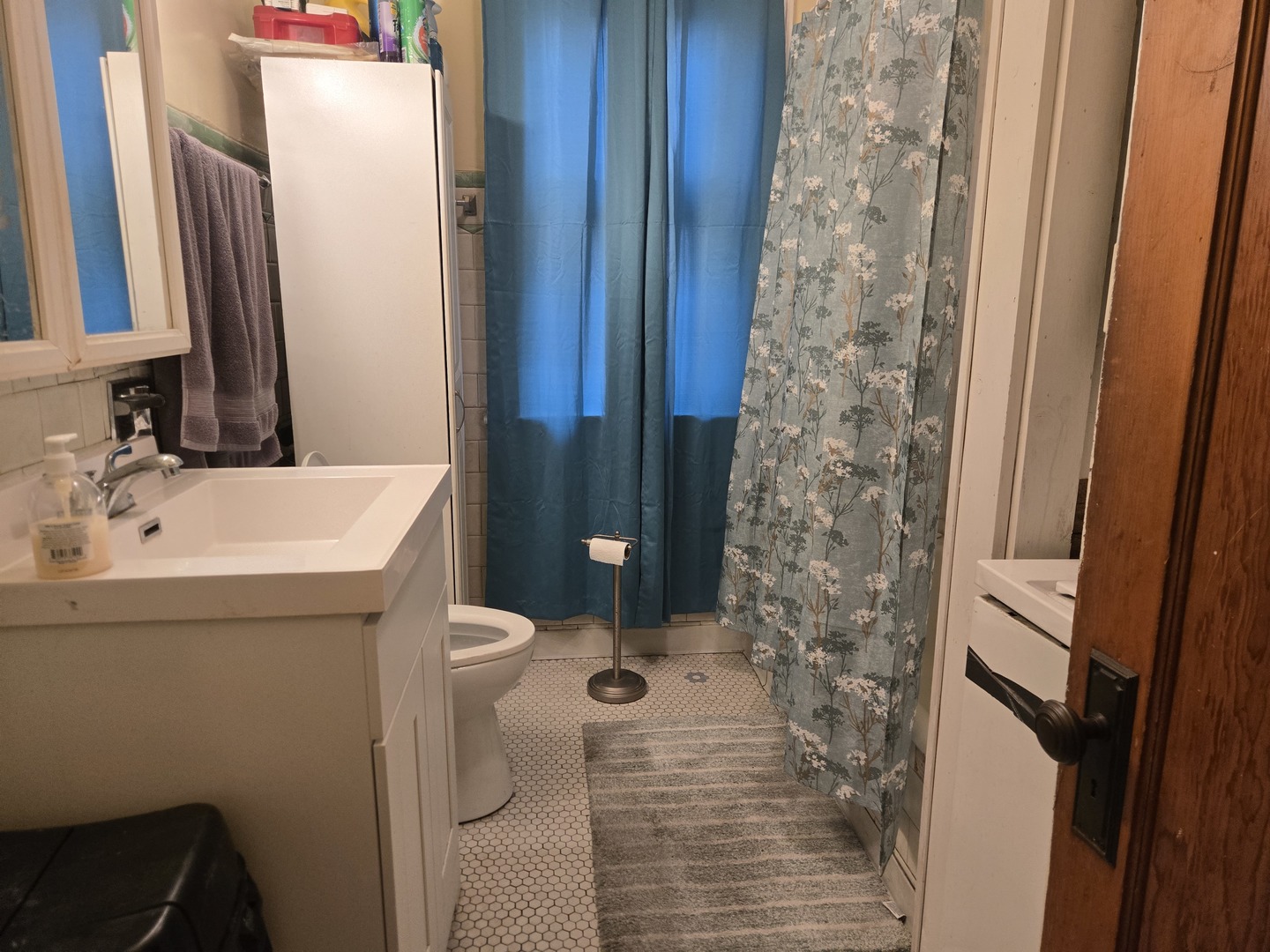 5342 West Newport Avenue Chicago IL 60641