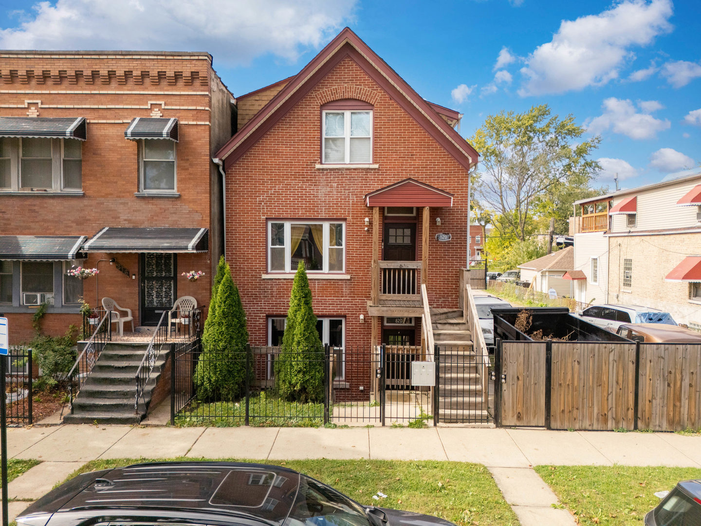 820 North Monticello Avenue Chicago IL 60651