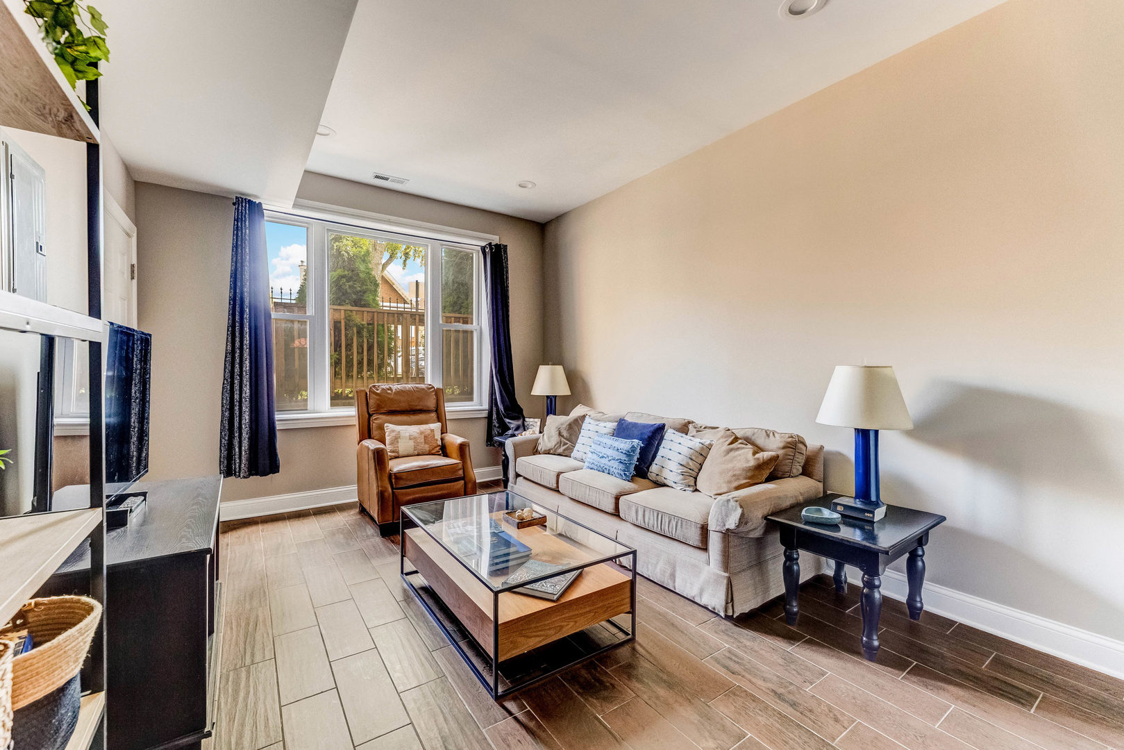 820 North Monticello Avenue Chicago IL 60651