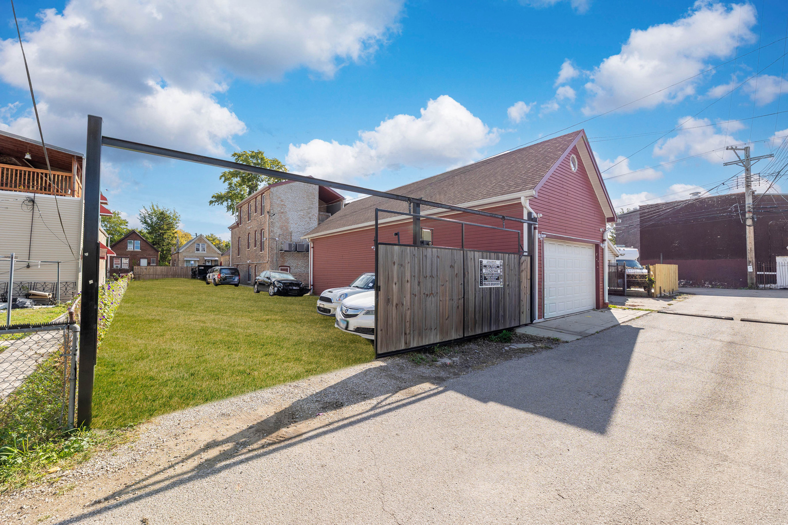 820 North Monticello Avenue Chicago IL 60651