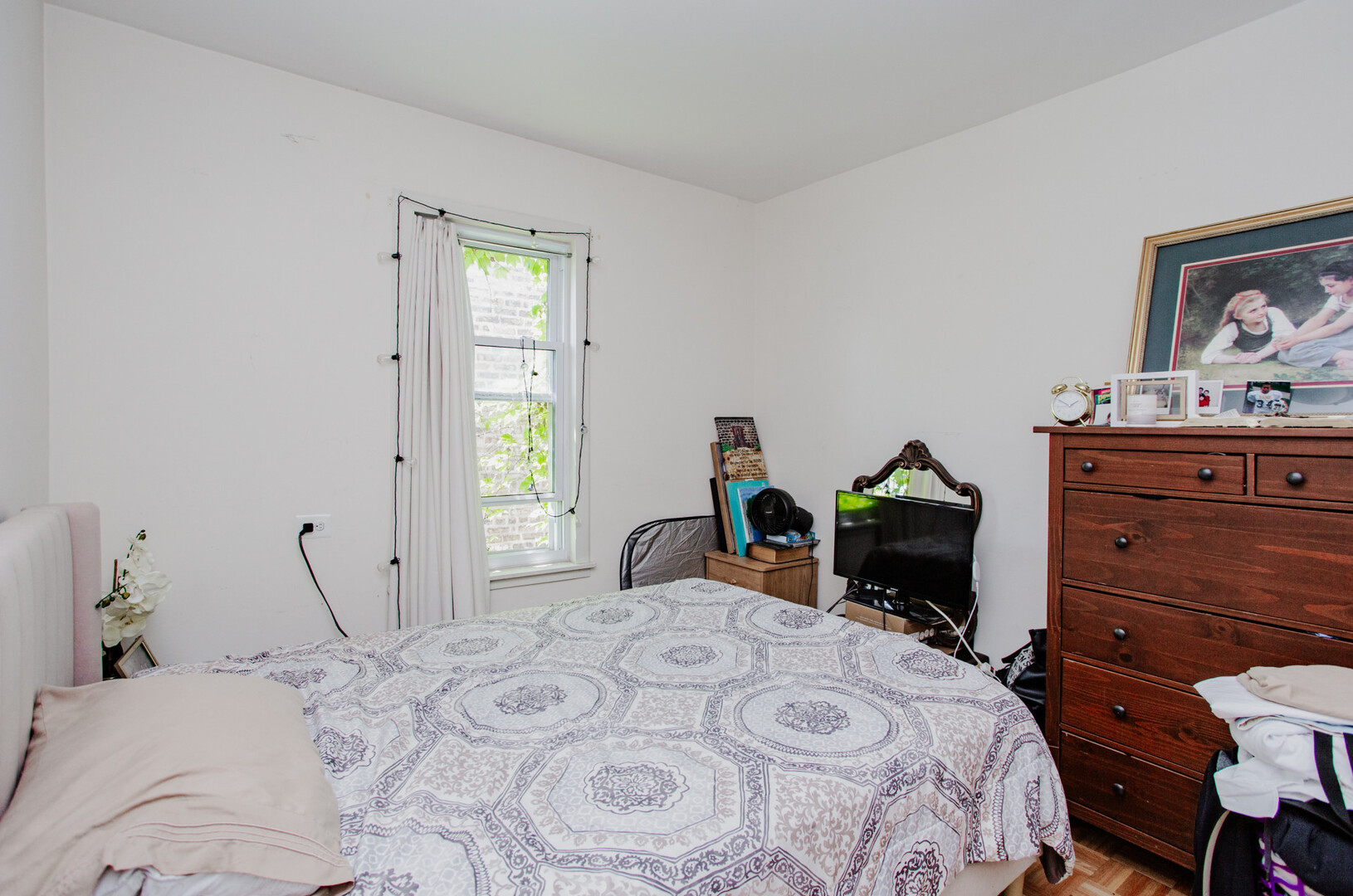 4133 West Melrose Street Chicago IL 60641