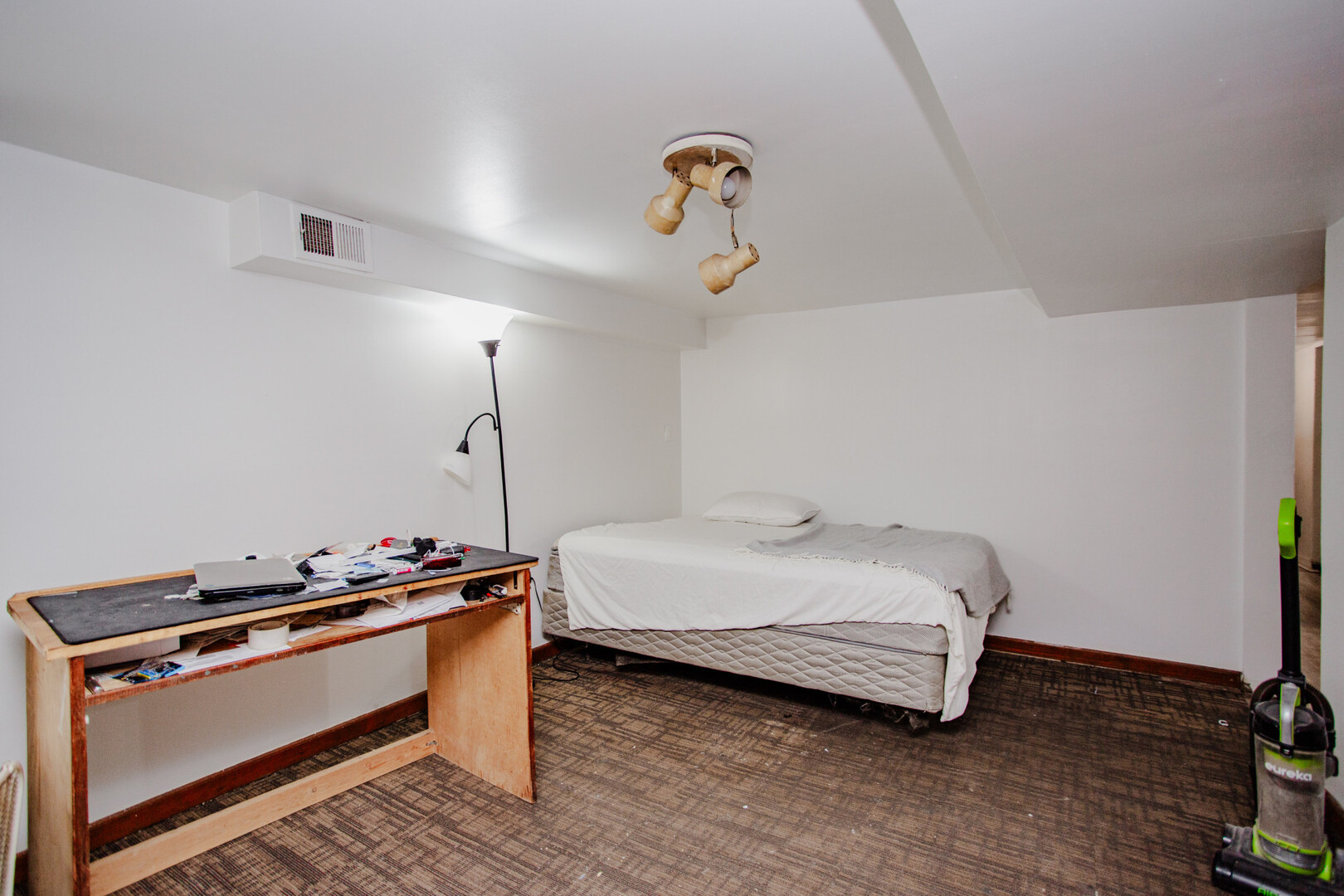 4133 West Melrose Street Chicago IL 60641