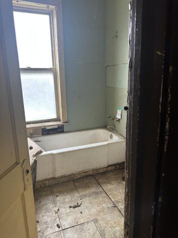 134 West 107th Street Chicago IL 60628