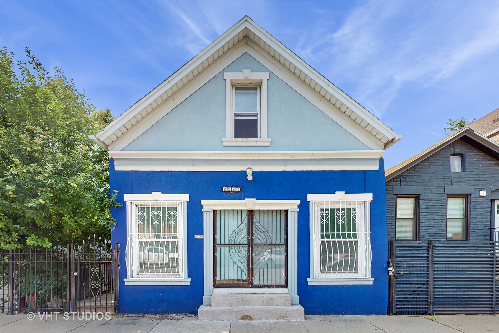 2221 West 21st Street Chicago IL 60608