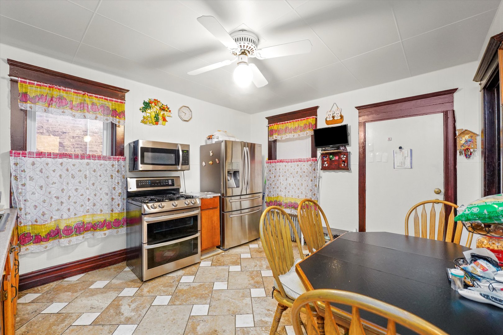 936 North Fairfield Avenue Chicago IL 60622