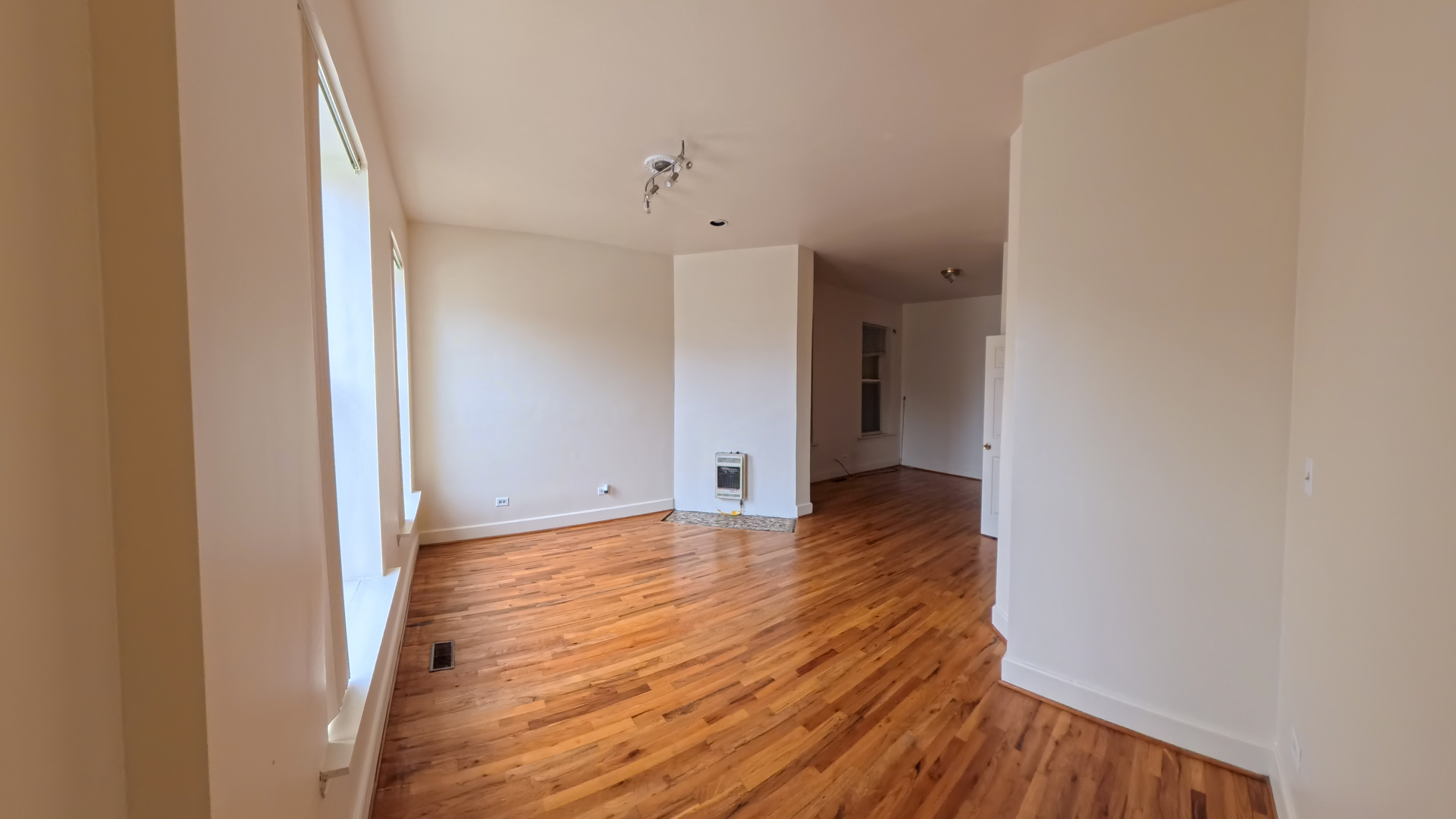 63 East 56th Street Chicago IL 60637