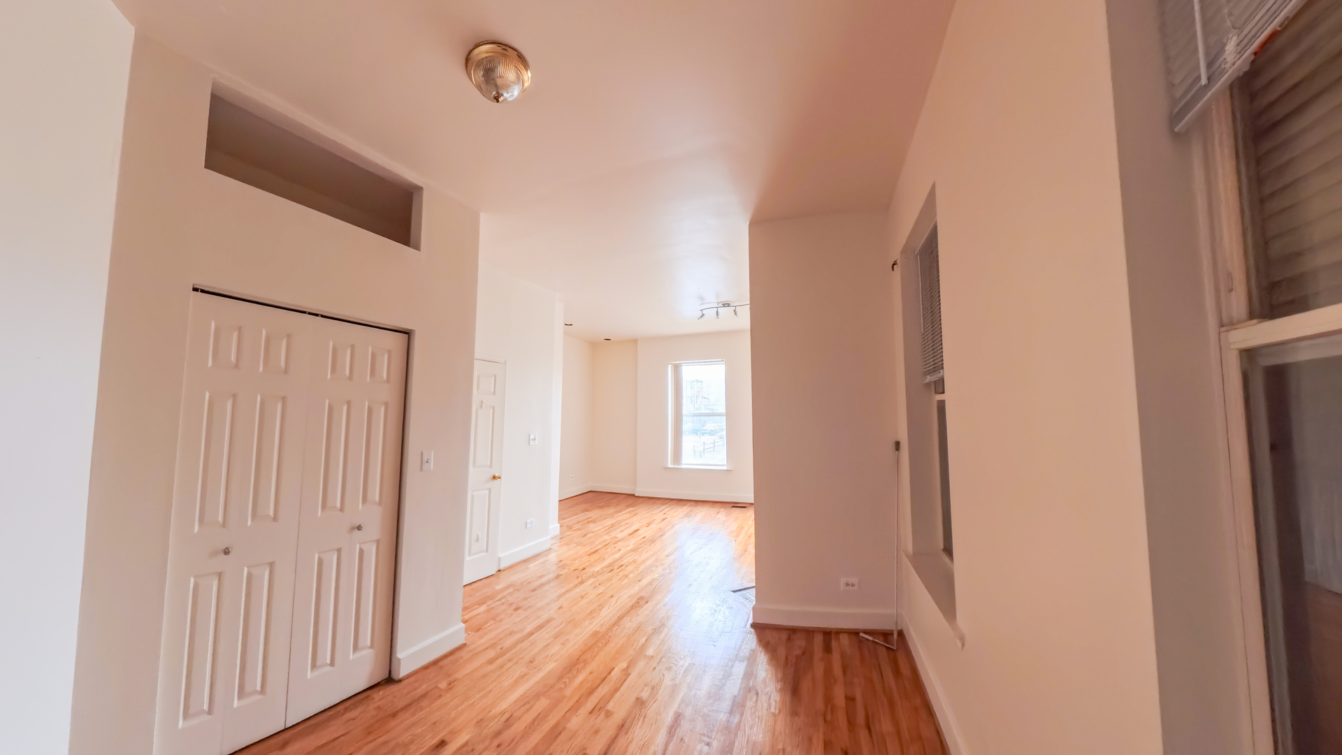63 East 56th Street Chicago IL 60637