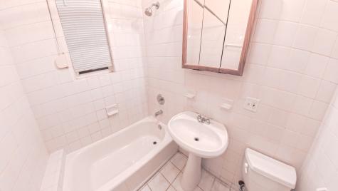 63 East 56th Street Chicago IL 60637