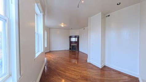 63 East 56th Street Chicago IL 60637
