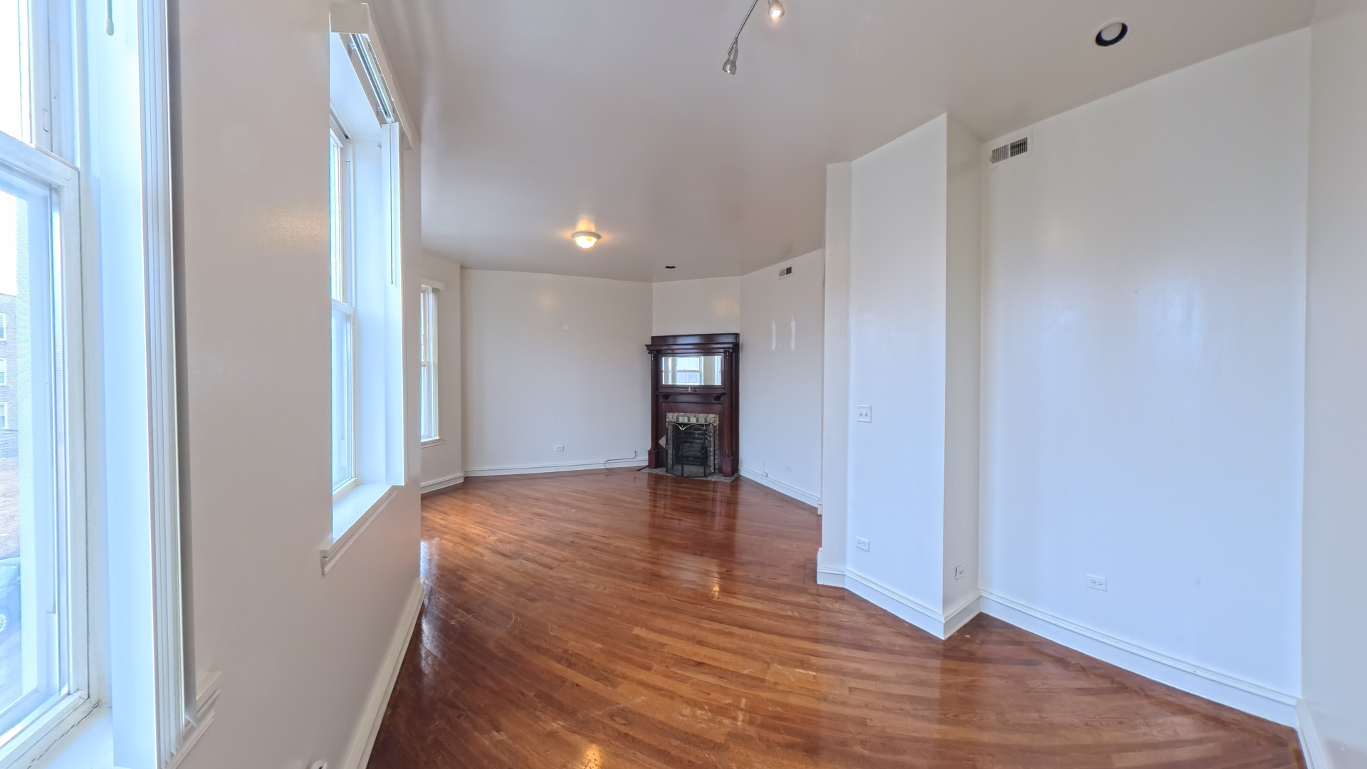 63 East 56th Street Chicago IL 60637