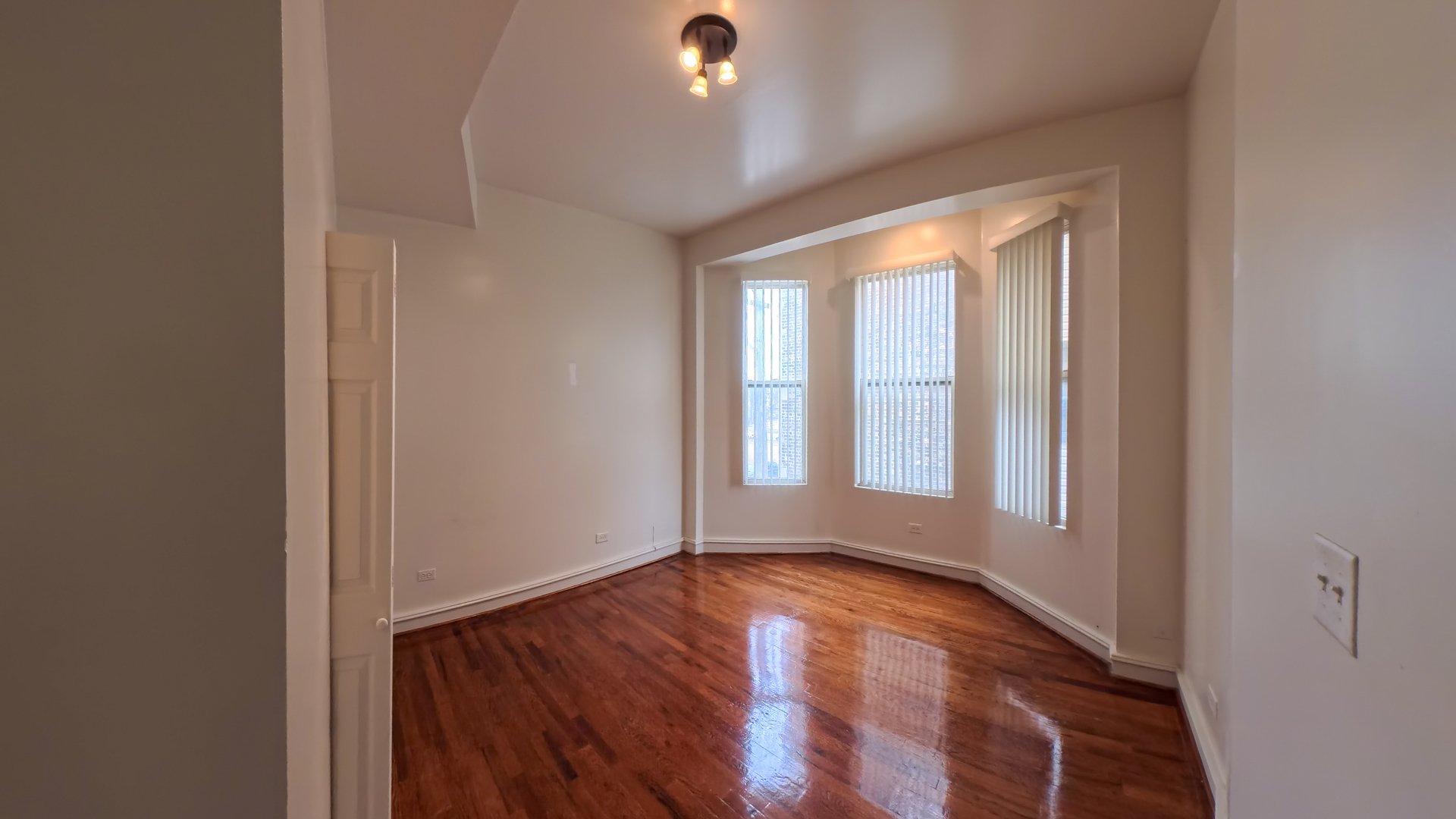 63 East 56th Street Chicago IL 60637
