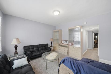 1307 West 173rd Street Hazel Crest IL 60429