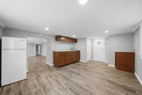 1307 West 173rd Street Hazel Crest IL 60429