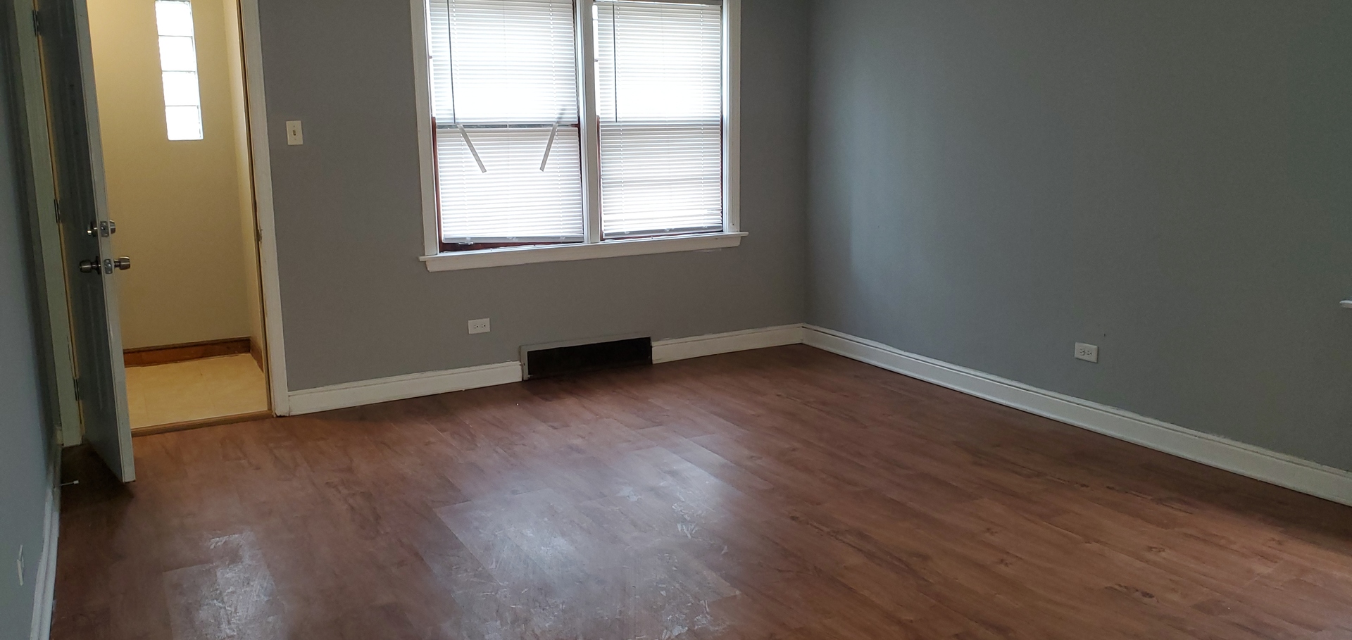 165 East 119th Street Chicago IL 60628