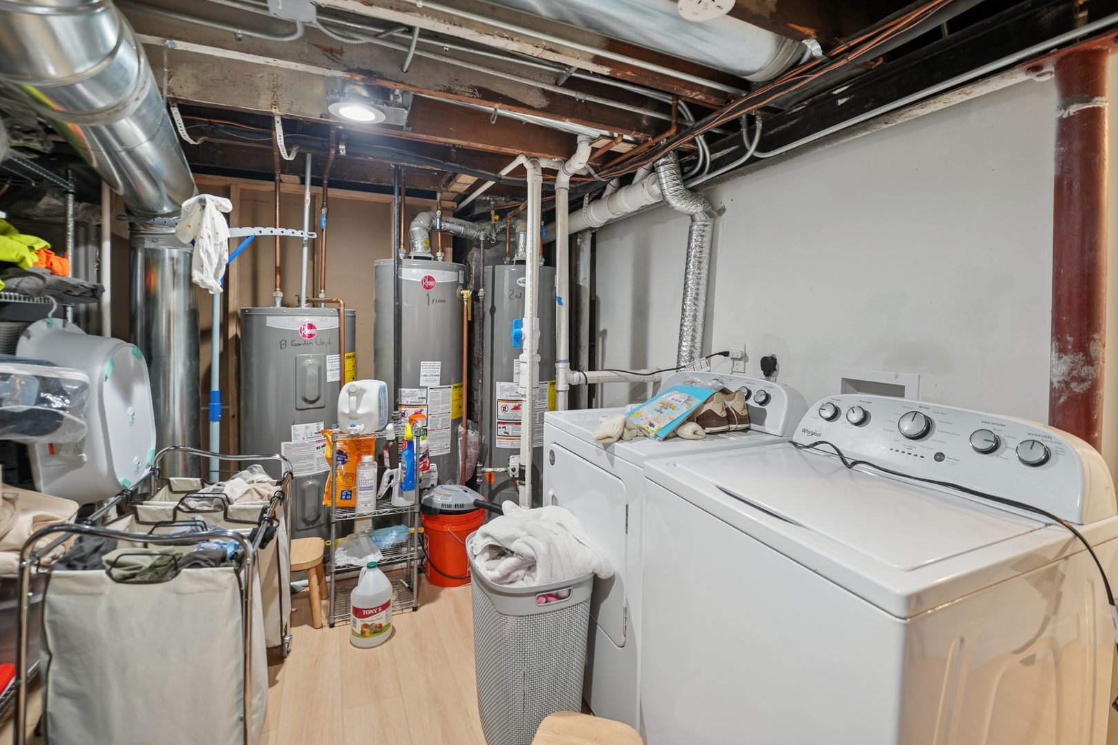 4954 West Byron Street Chicago IL 60641
