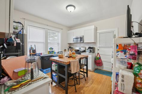 4954 West Byron Street Chicago IL 60641