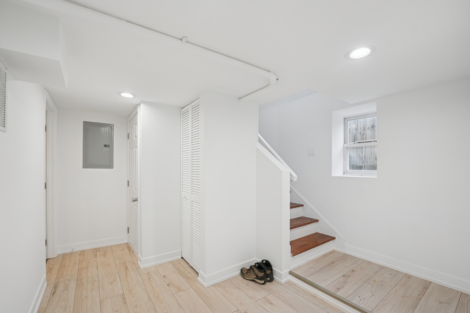 4954 West Byron Street Chicago IL 60641