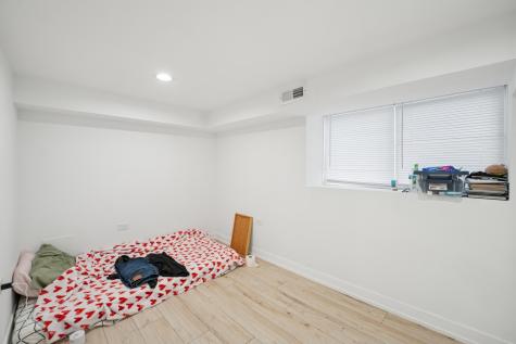 4954 West Byron Street Chicago IL 60641