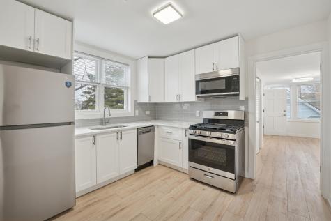 4954 West Byron Street Chicago IL 60641