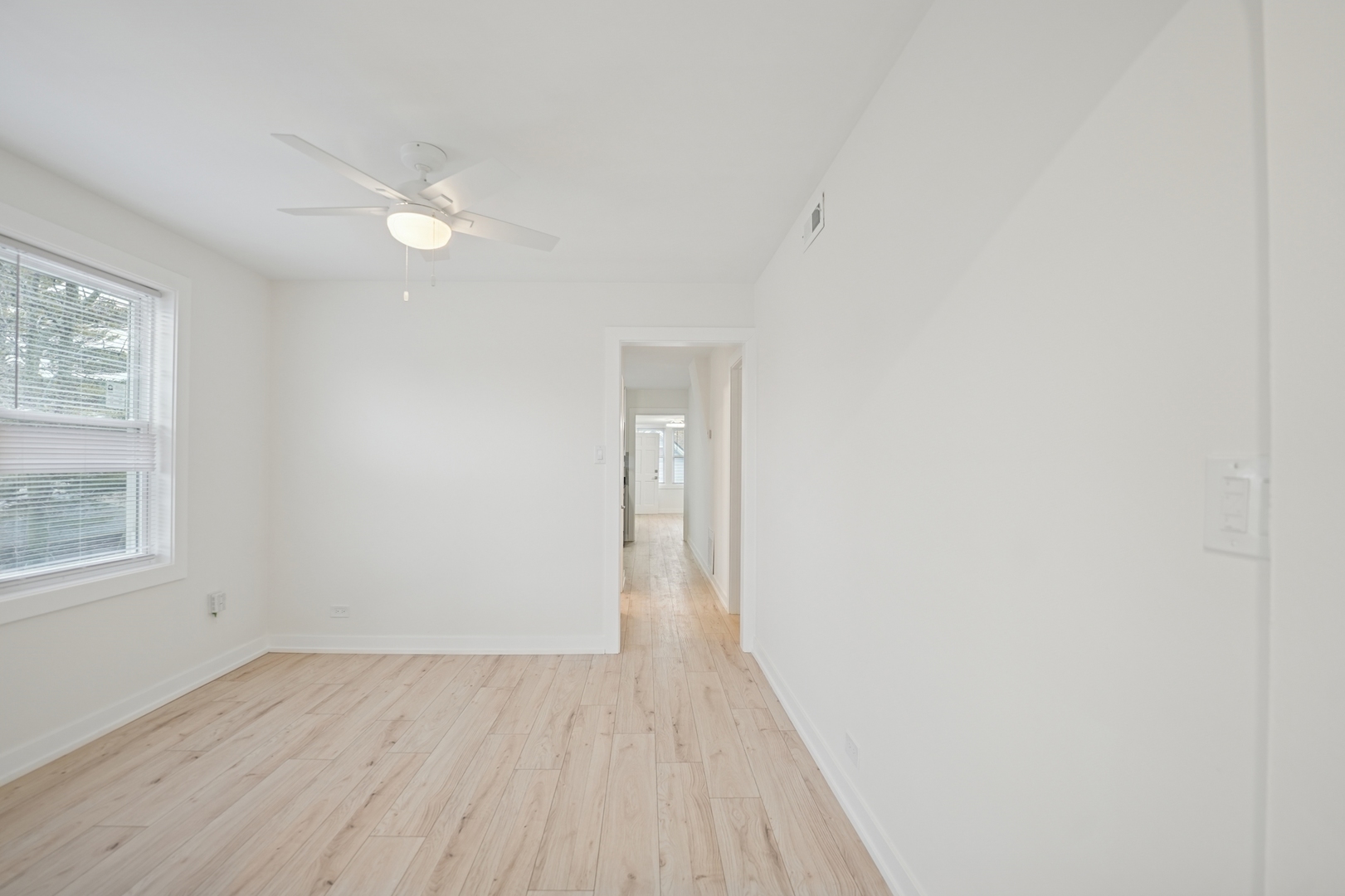 4954 West Byron Street Chicago IL 60641