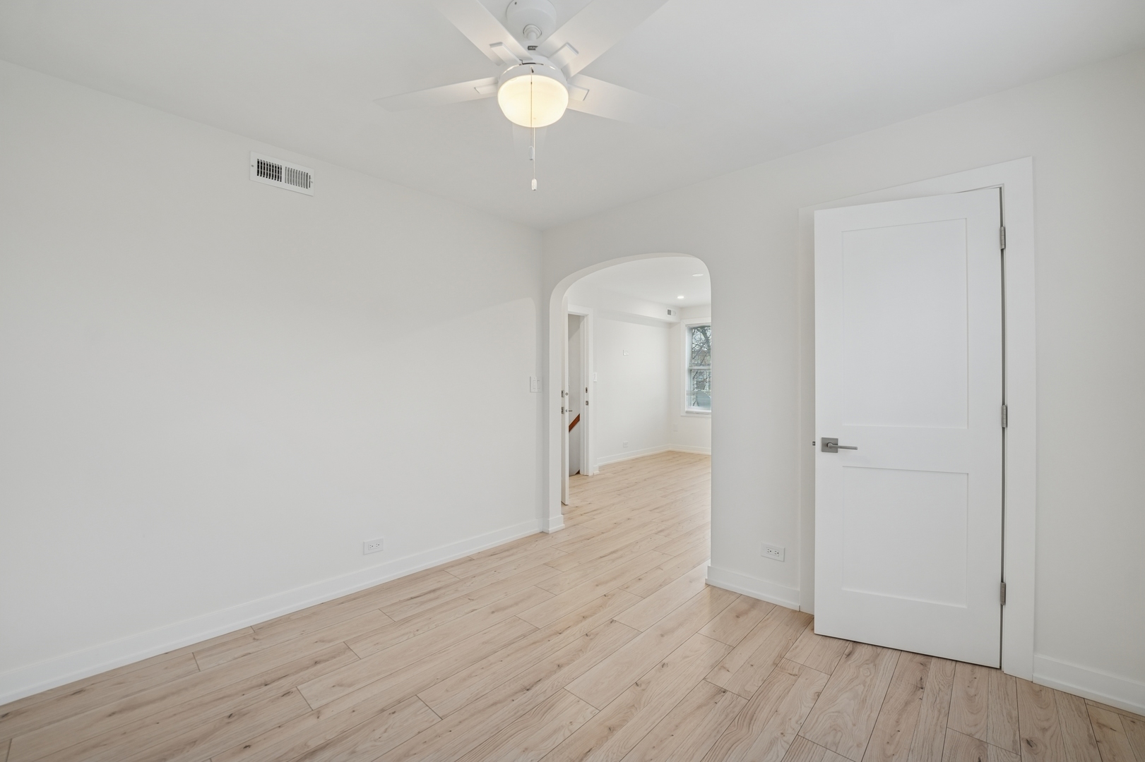 4954 West Byron Street Chicago IL 60641