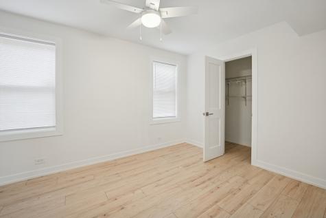 4954 West Byron Street Chicago IL 60641