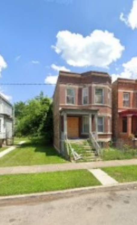 7225 South Langley Avenue Chicago IL 60619