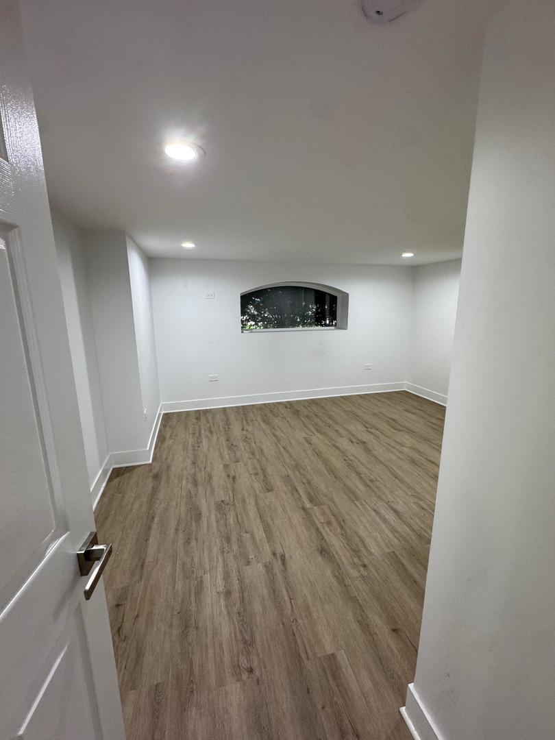 3346 North Central Park Avenue Chicago IL 60618