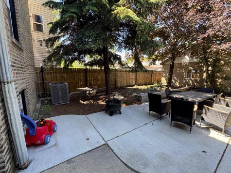 3346 North Central Park Avenue Chicago IL 60618
