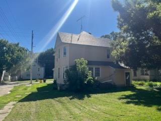 1002 Oak Avenue S Freeport IL 61032
