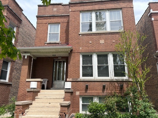 5340 West Altgeld Street Chicago IL 60639