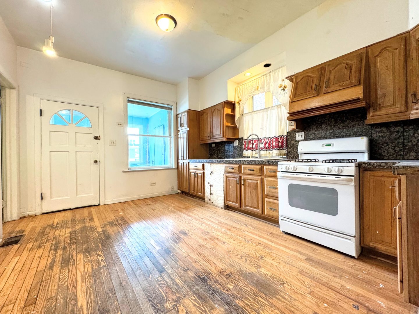 3914 West Gladys Avenue Chicago IL 60624
