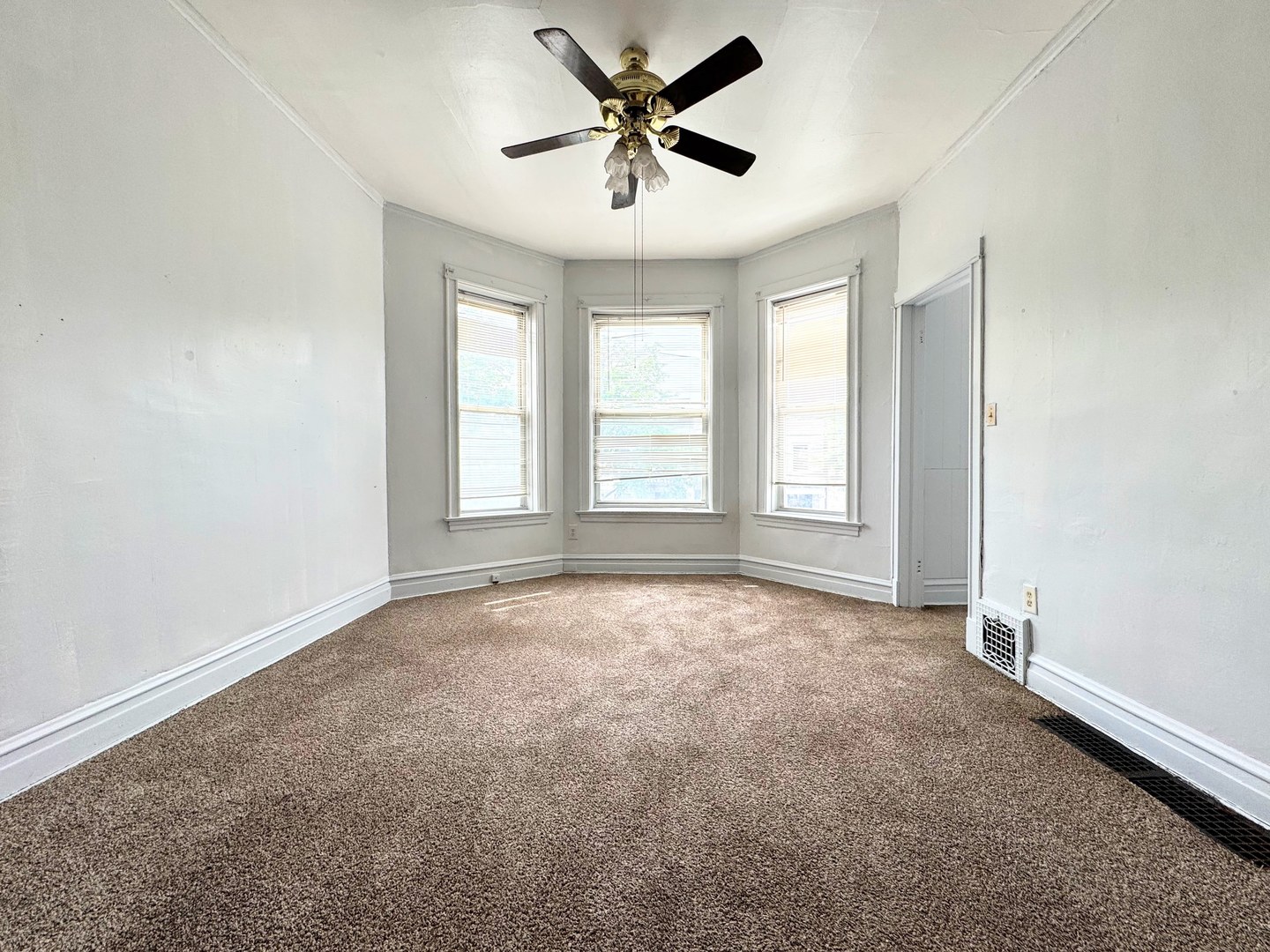 3914 West Gladys Avenue Chicago IL 60624