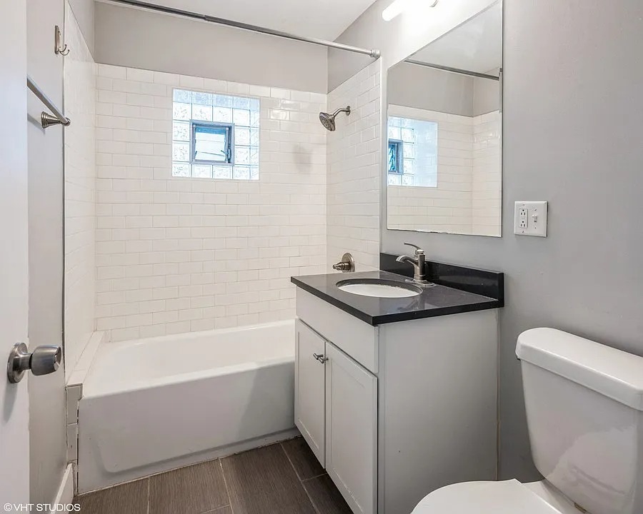 2425 North Geneva Terrace Chicago IL 60614