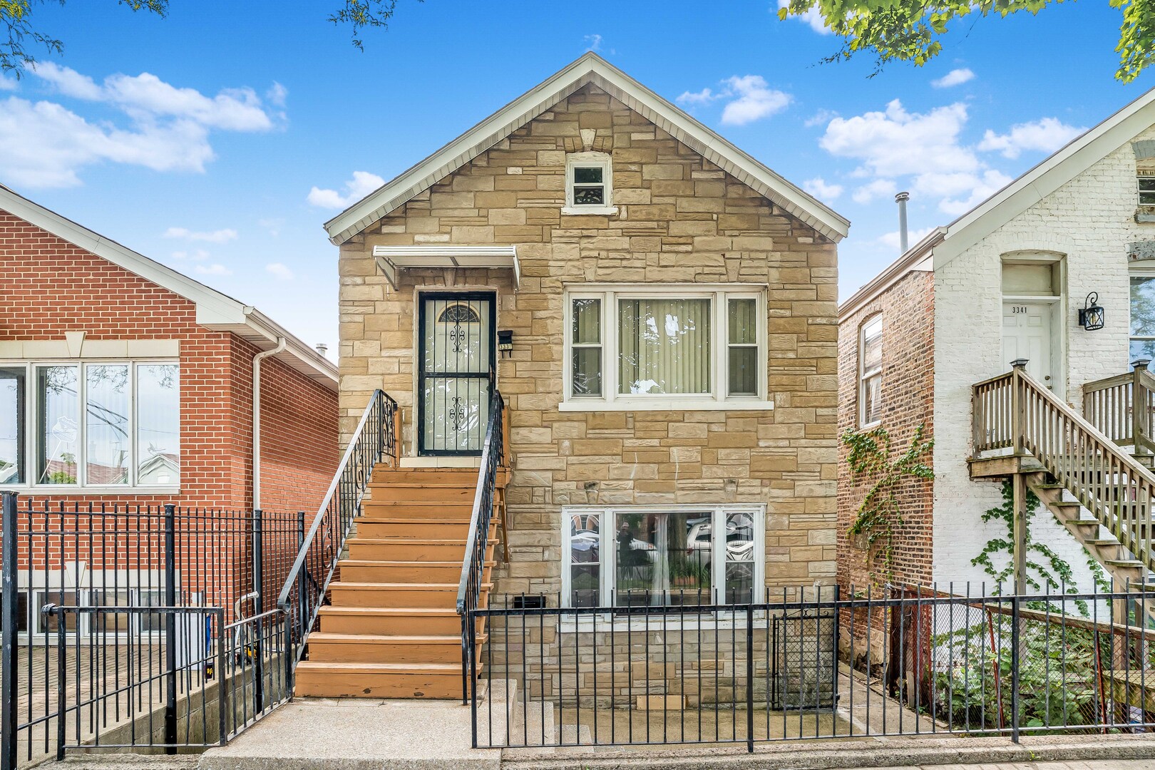 3339 South Bell Avenue Chicago IL 60608