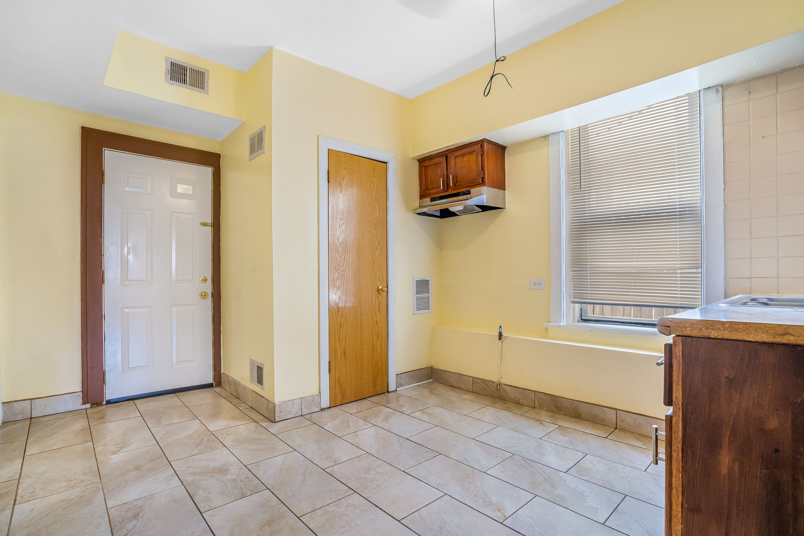 3339 South Bell Avenue Chicago IL 60608