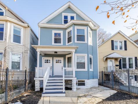 6129 North Ravenswood Avenue Chicago IL 60660