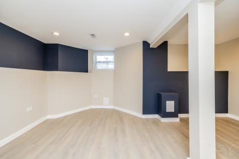 6129 North Ravenswood Avenue Chicago IL 60660