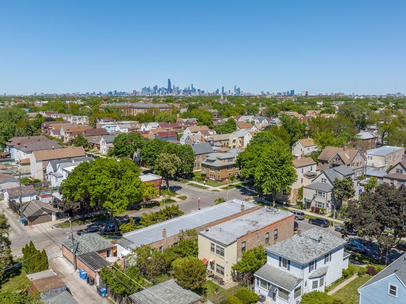 4602 South Albany Avenue Chicago IL 60632