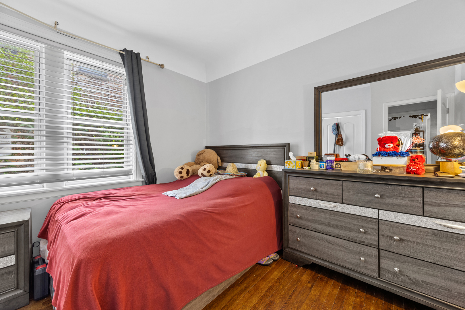 4602 South Albany Avenue Chicago IL 60632