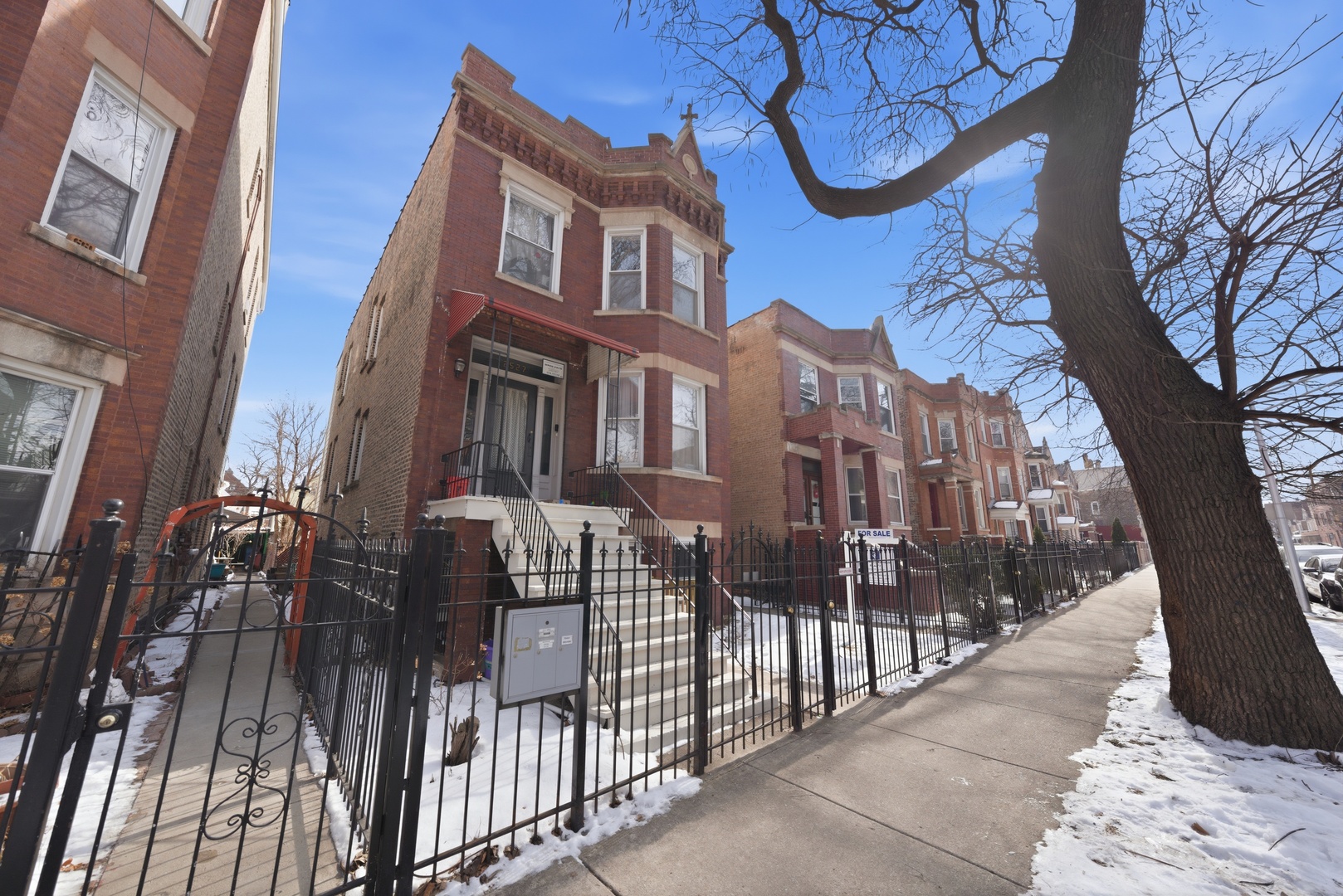 2527 South Harding Avenue Chicago IL 60623