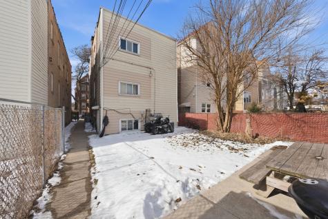 2527 South Harding Avenue Chicago IL 60623