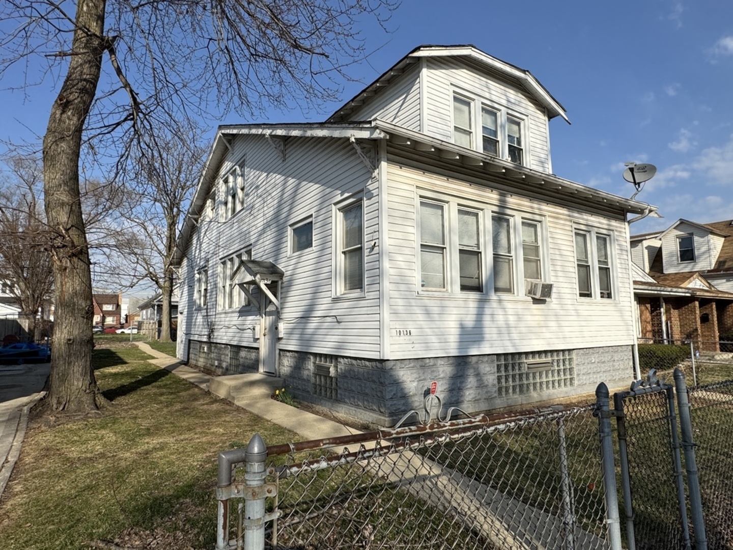 10136 South Union Avenue Chicago IL 60628