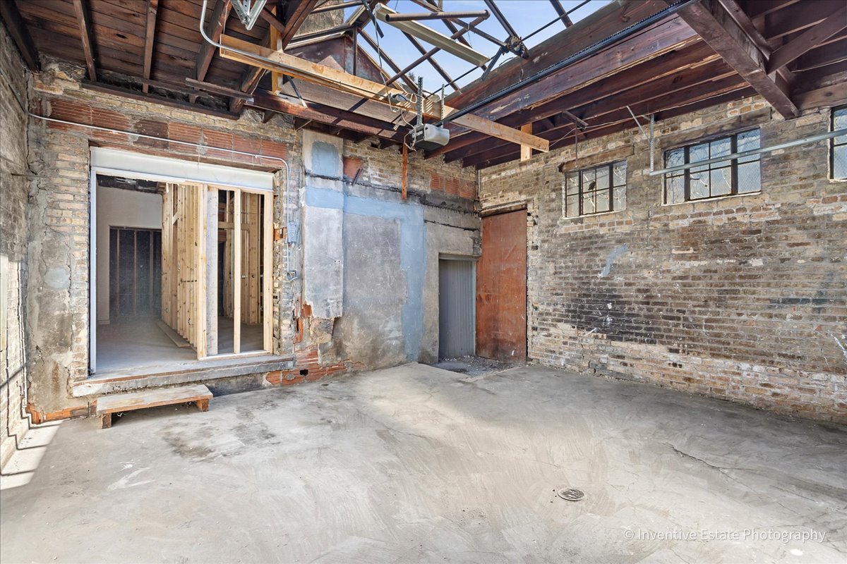 3636 North Ashland Avenue Chicago IL 60613