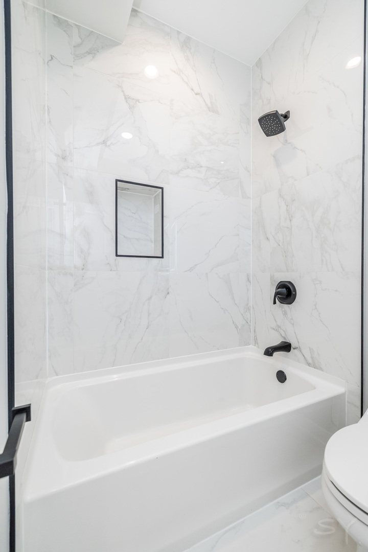 3119 West Flournoy Street Chicago IL 60612